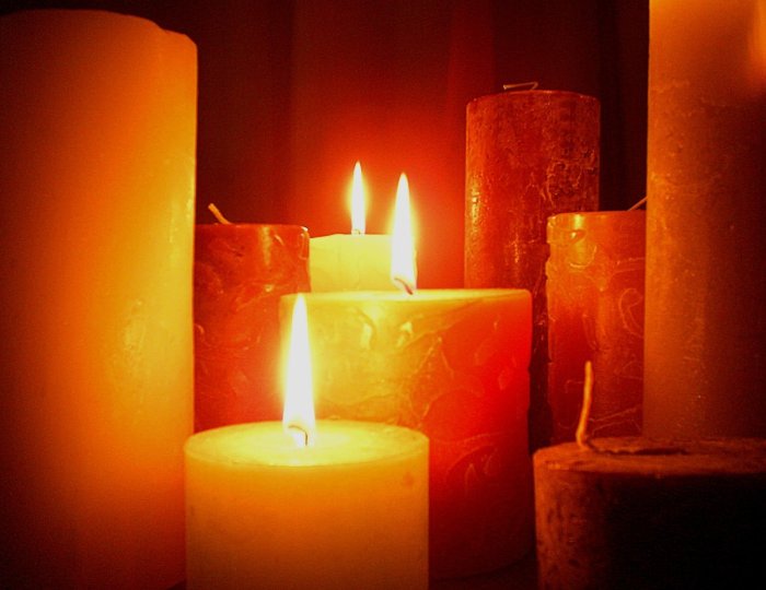 Group Of White Candles transparent PNG - StickPNG Group Of White Candles transparent PNG - StickPNG